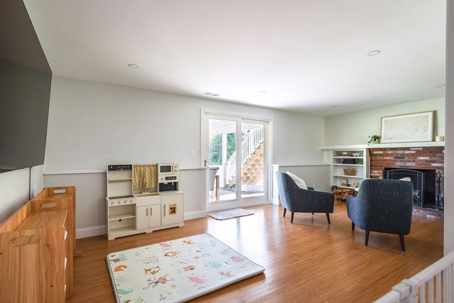 22 Sagamore Rd, Ipswich, MA 01938