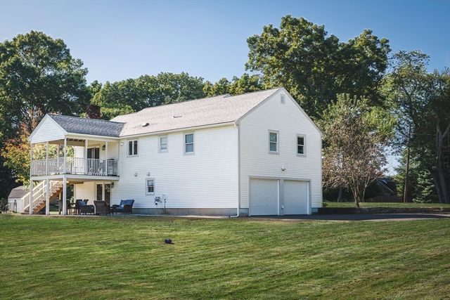 22 Sagamore Rd, Ipswich, MA 01938