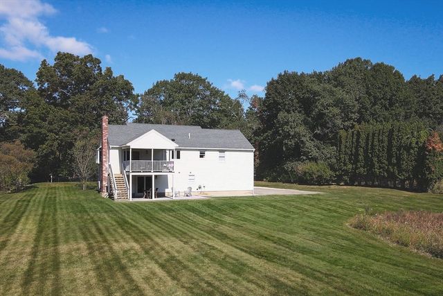 22 Sagamore Rd, Ipswich, MA 01938