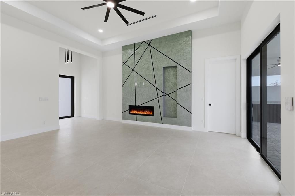 Image 16 of property listing at 408 SW 28th AVE, Cape Coral, FL 33991