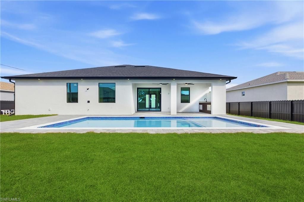 Image 26 of property listing at 408 SW 28th AVE, Cape Coral, FL 33991