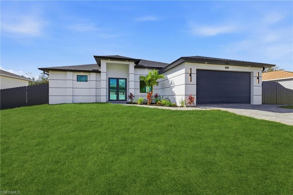 Image 3 of property listing at 408 SW 28th AVE, Cape Coral, FL 33991