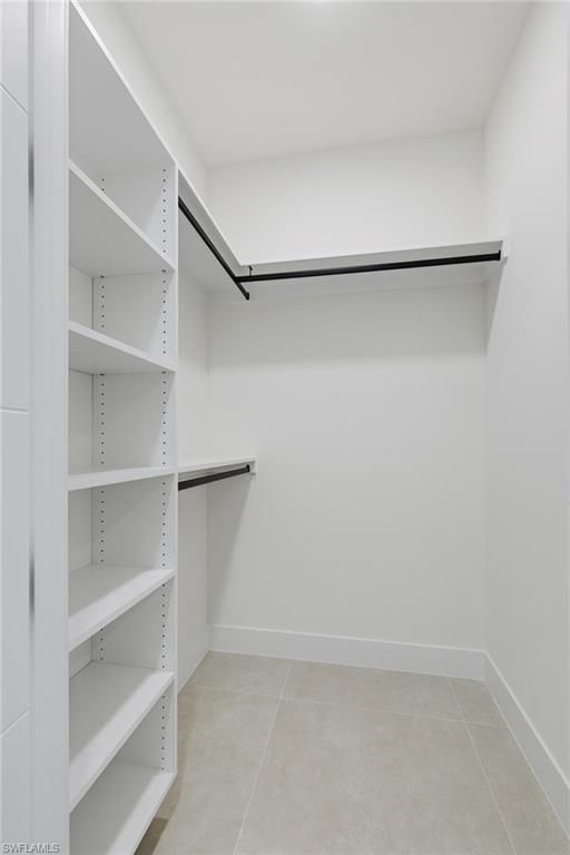 Image 30 of property listing at 408 SW 28th AVE, Cape Coral, FL 33991