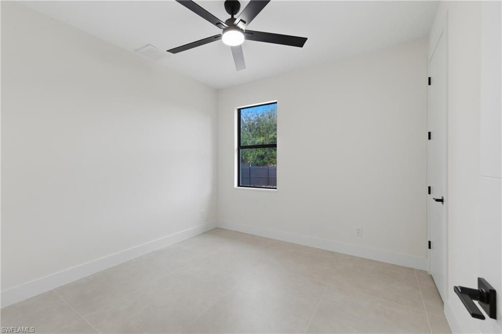 Image 37 of property listing at 408 SW 28th AVE, Cape Coral, FL 33991