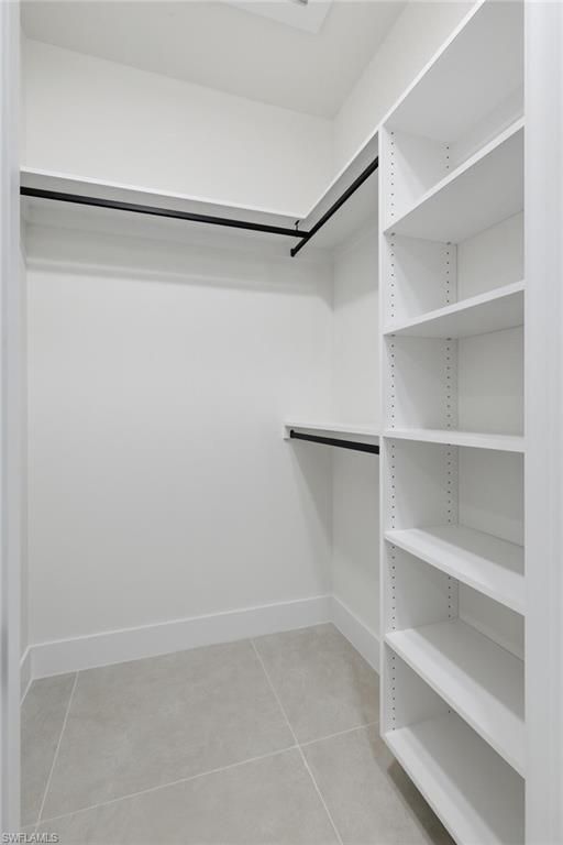 Image 41 of property listing at 408 SW 28th AVE, Cape Coral, FL 33991