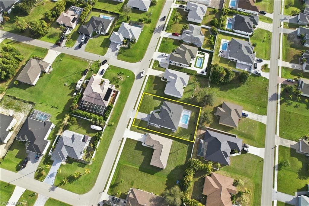 Image 45 of property listing at 408 SW 28th AVE, Cape Coral, FL 33991