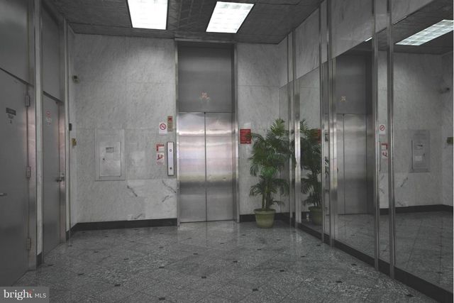 701 BROAD ST, Falls Church, VA 22046