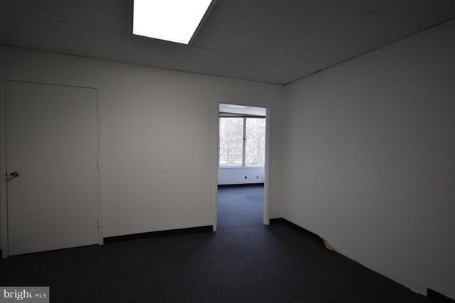 701 BROAD ST, Falls Church, VA 22046