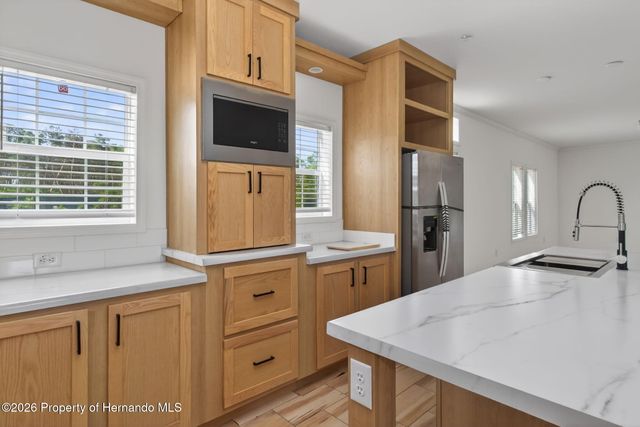 8388 Dalewood Drive, Weeki Wachee, FL 34613