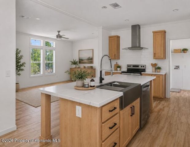 8388 Dalewood Drive, Weeki Wachee, FL 34613