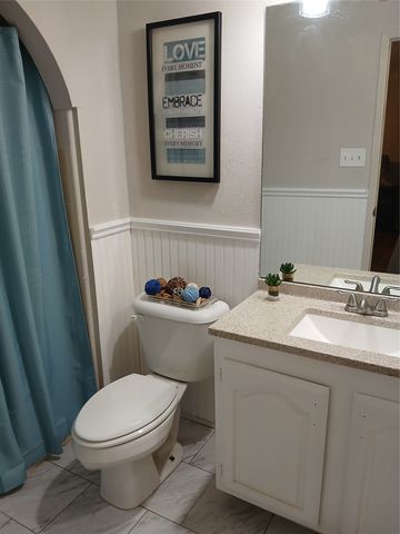 5616 Tucker Street, The Colony, TX 75056