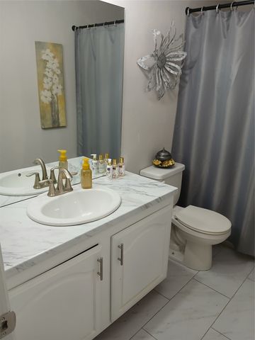 5616 Tucker Street, The Colony, TX 75056