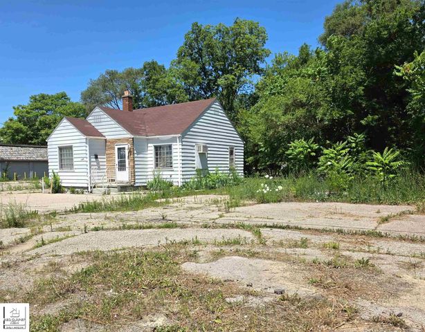 3106 W Pierson Road, Flint, MI 48504