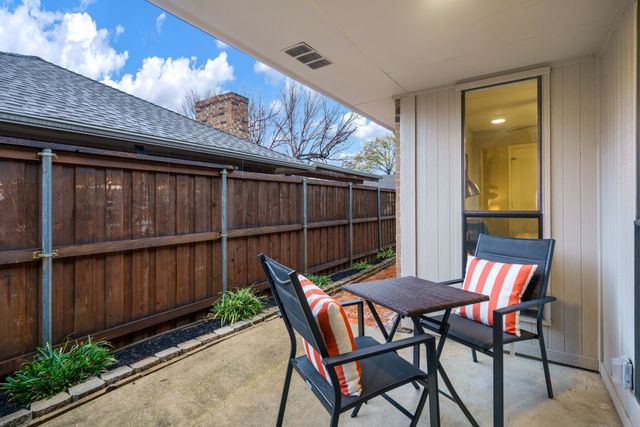 2029 Verlaine Drive, Carrollton, TX 75007