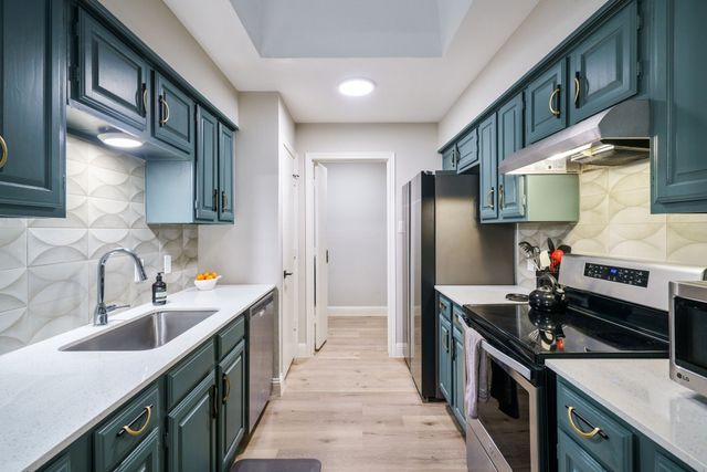 2029 Verlaine Drive, Carrollton, TX 75007