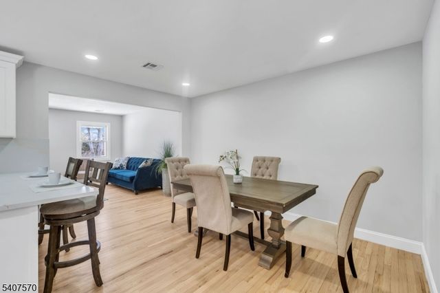 27 Marian Dr, Montgomery Twp., NJ 08502