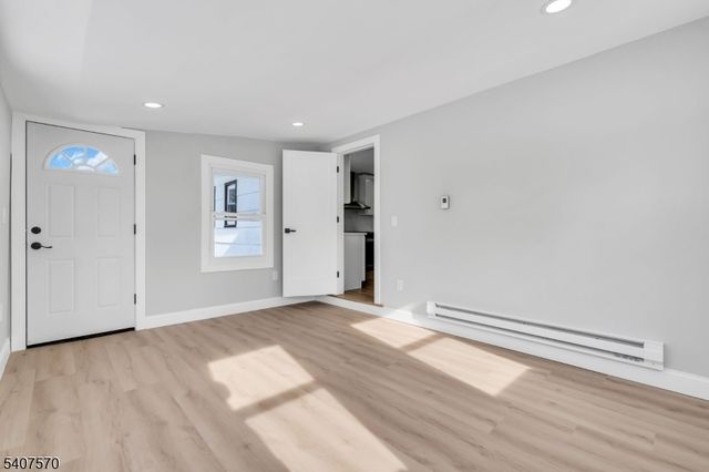 27 Marian Dr, Montgomery Twp., NJ 08502