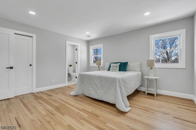 27 Marian Dr, Montgomery Twp., NJ 08502