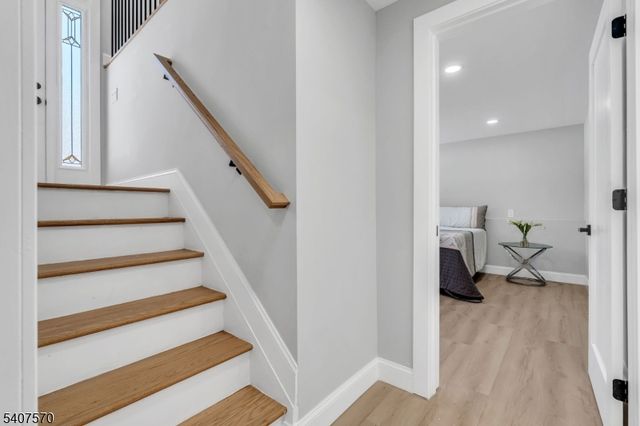 27 Marian Dr, Montgomery Twp., NJ 08502