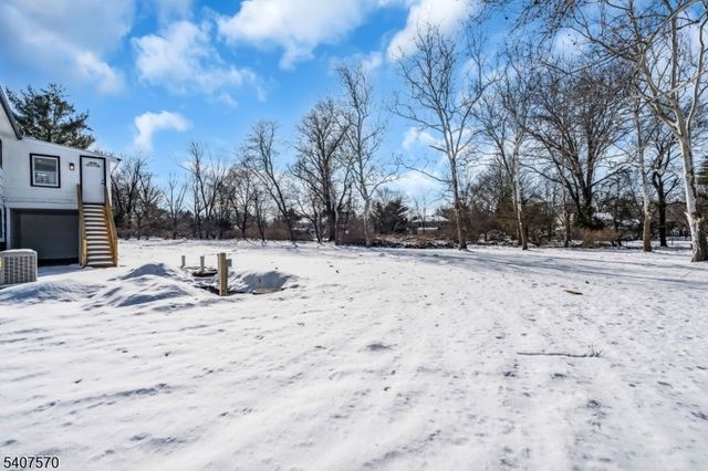 27 Marian Dr, Montgomery Twp., NJ 08502