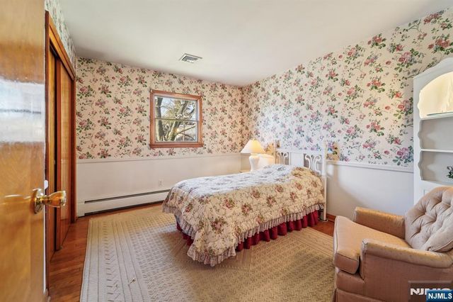 103 Hickory Street, Twp Of Washington, NJ 07676