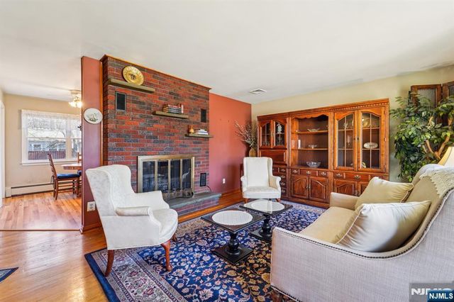 103 Hickory Street, Twp Of Washington, NJ 07676