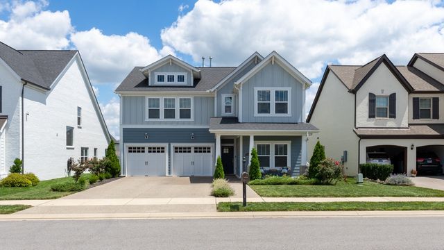 1406 Serenity Ct, Hendersonville, TN 37075