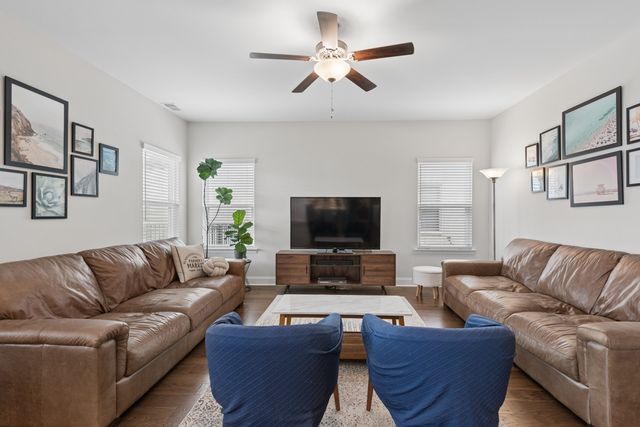1406 Serenity Ct, Hendersonville, TN 37075