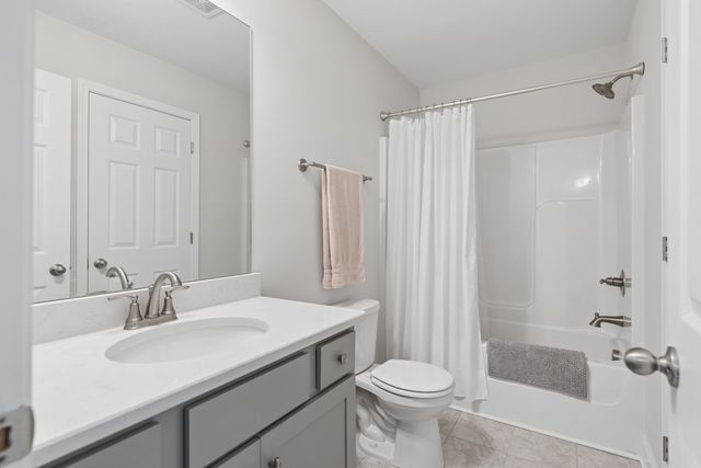 1406 Serenity Ct, Hendersonville, TN 37075
