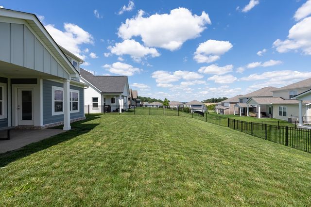 1406 Serenity Ct, Hendersonville, TN 37075