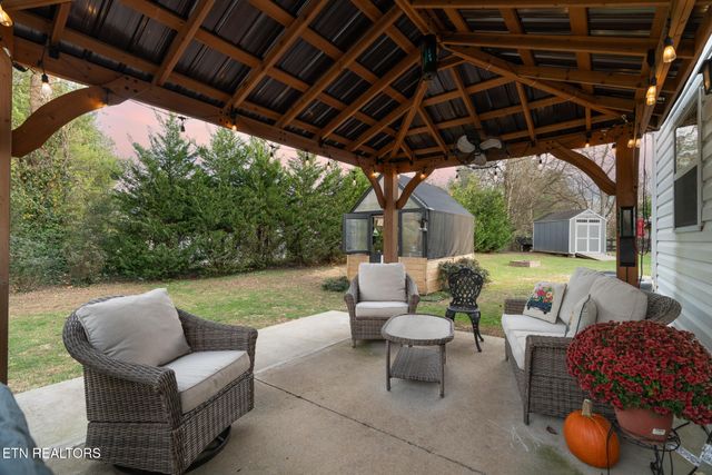 5301 Mattice Lane, Corryton, TN 37721