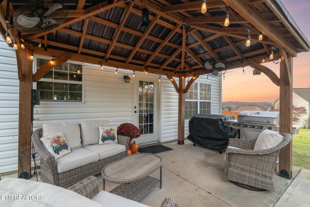 5301 Mattice Lane, Corryton, TN 37721