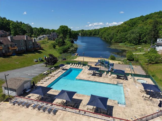 3301 Windermere Drive, Lehman Twp, PA 18324