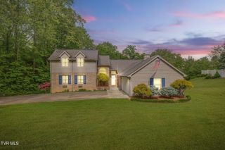 212 Old Castle Road, Kingsport, TN 37660