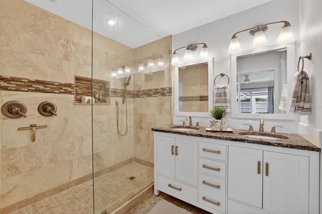 1200 EDEN ISLE BOULEVARD NE, St Petersburg, FL 33704