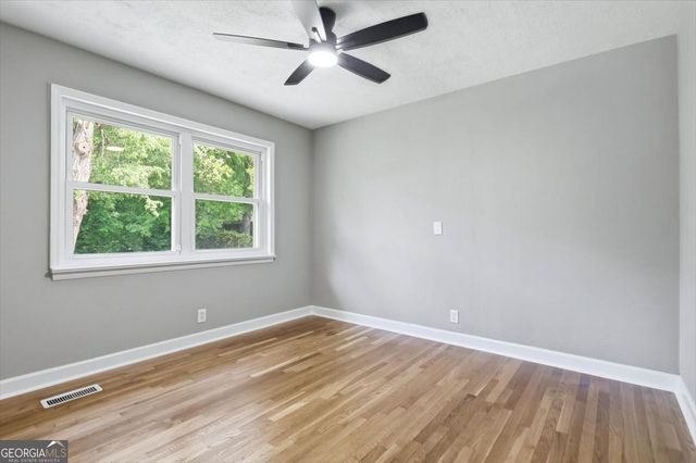 1012 W Lewis Street, Rossville, GA 30741