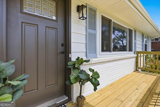 1012 W Lewis Street, Rossville, GA 30741