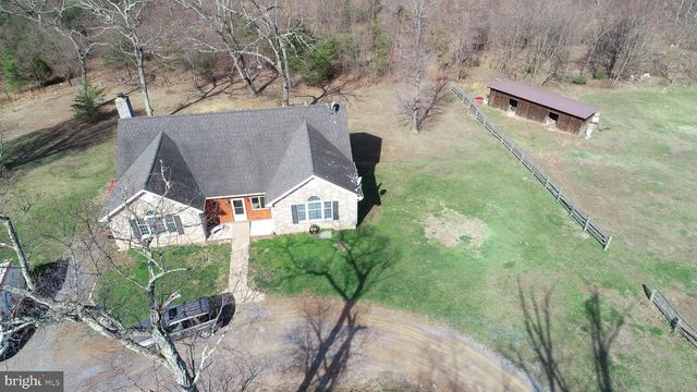 121 SWEETBRIAR LN, Winchester, VA 22603