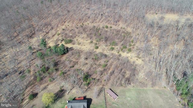 121 SWEETBRIAR LN, Winchester, VA 22603