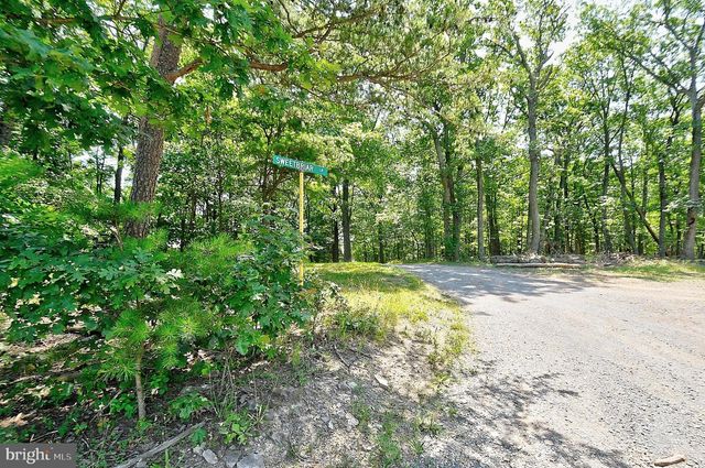 121 SWEETBRIAR LN, Winchester, VA 22603
