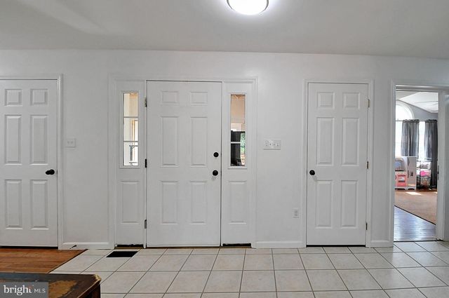 121 SWEETBRIAR LN, Winchester, VA 22603