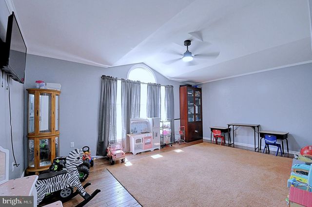 121 SWEETBRIAR LN, Winchester, VA 22603