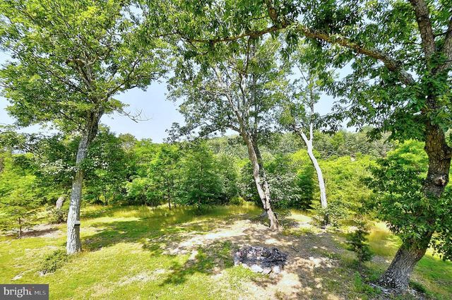 121 SWEETBRIAR LN, Winchester, VA 22603