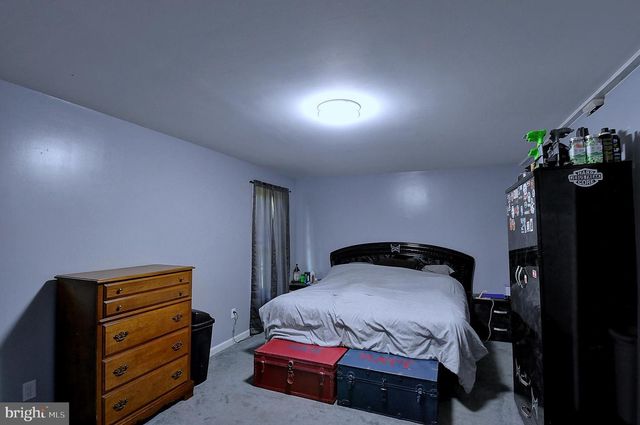 121 SWEETBRIAR LN, Winchester, VA 22603