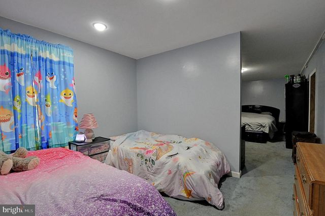 121 SWEETBRIAR LN, Winchester, VA 22603