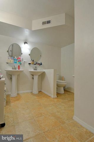 121 SWEETBRIAR LN, Winchester, VA 22603
