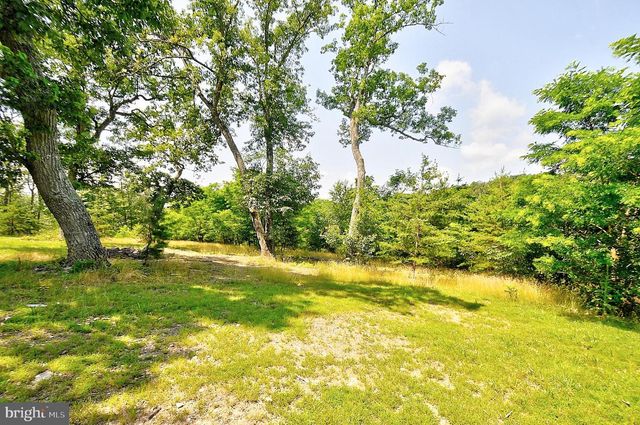 121 SWEETBRIAR LN, Winchester, VA 22603