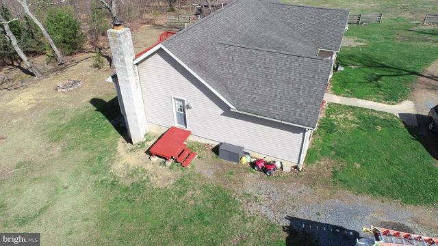 121 SWEETBRIAR LN, Winchester, VA 22603