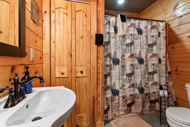 353 Robinson Thomas Road, Morganton, GA 30560