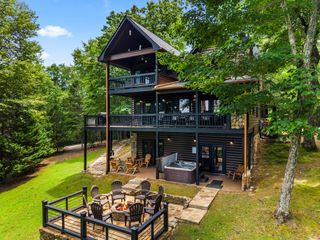 353 Robinson Thomas Road, Morganton, GA 30560
